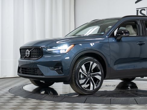 New 2026 Volvo XC40 B5 Ultra w/ Climate Package image 25