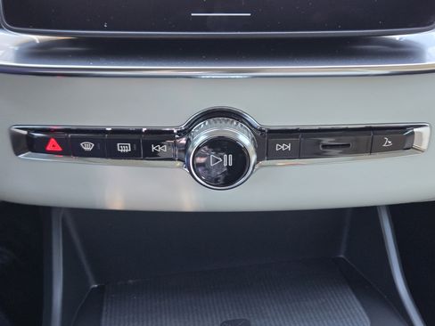 New 2026 Volvo XC90 T8 Ultra w/ Protection Package Premier image 21