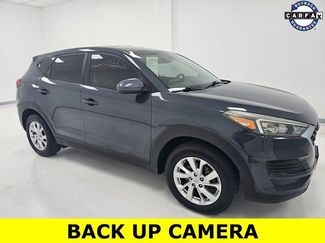 Used 2019 Hyundai Tucson SE video 1