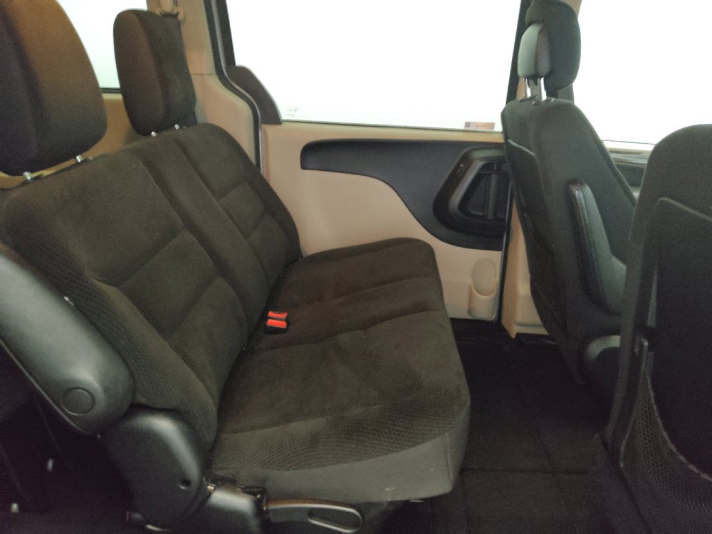 Used 2017 Dodge Grand Caravan SE w/ Power Window Group FWD image 19