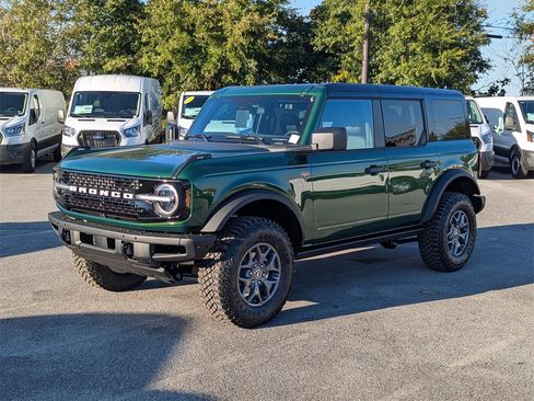 New 2025 Ford Bronco Badlands image 9
