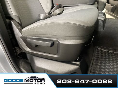 Used 2024 RAM 2500 Big Horn AWD/4WD image 23