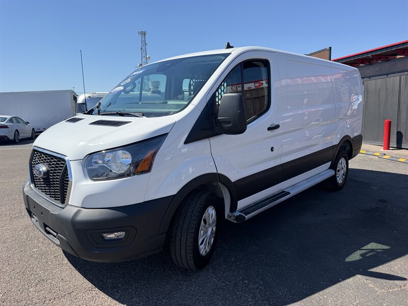 Used 2025 Ford Transit 250 Low Roof w/ Exterior Upgrade Package RWD image 6