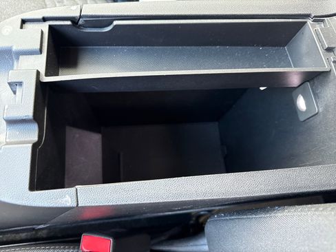 Used 2019 Chevrolet Equinox LT image 26