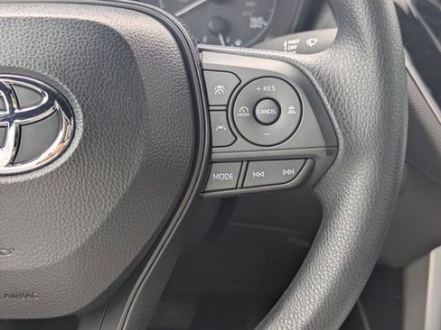 Used 2025 Toyota Corolla Cross AWD Hybrid image 22