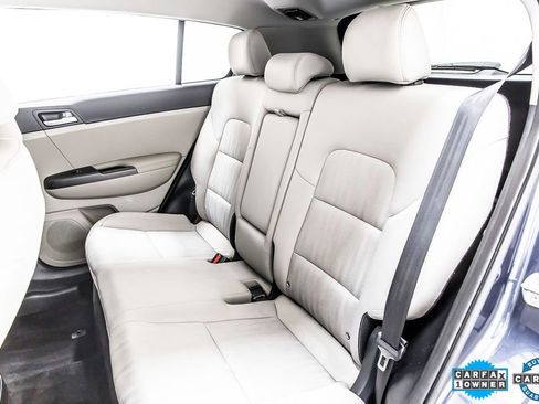 Used 2022 Kia Sportage LX image 29