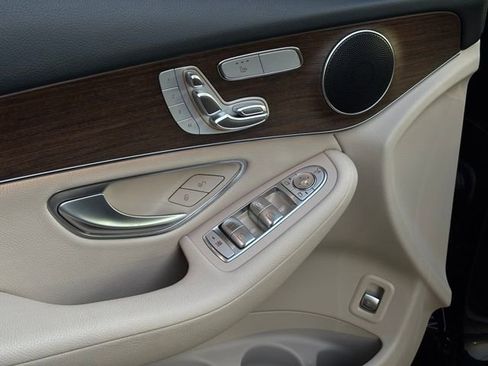 Certified 2022 Mercedes-Benz GLC 300 GLC 300 image 21