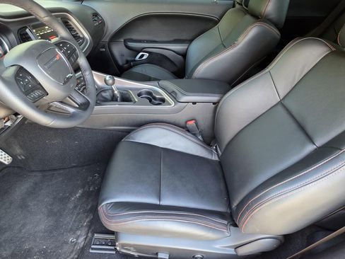 Used 2021 Dodge Challenger R/T Scat Pack RWD image 7