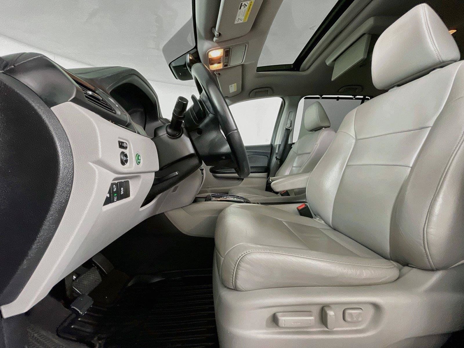 Used 2021 Honda Pilot Touring image 26
