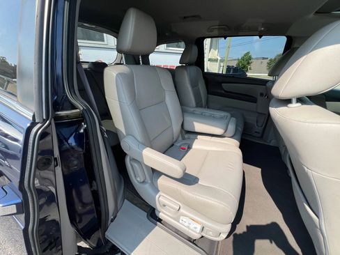 Used 2016 Honda Odyssey EX-L image 27