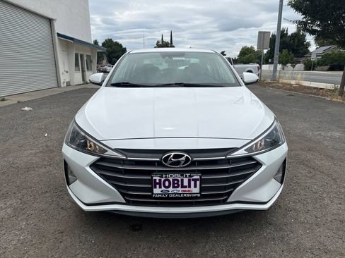 Used 2020 Hyundai Elantra SE w/ Cargo Package (C1) FWD image 8