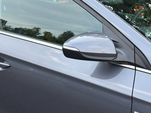 Used 2019 Hyundai Ioniq SEL FWD image 8
