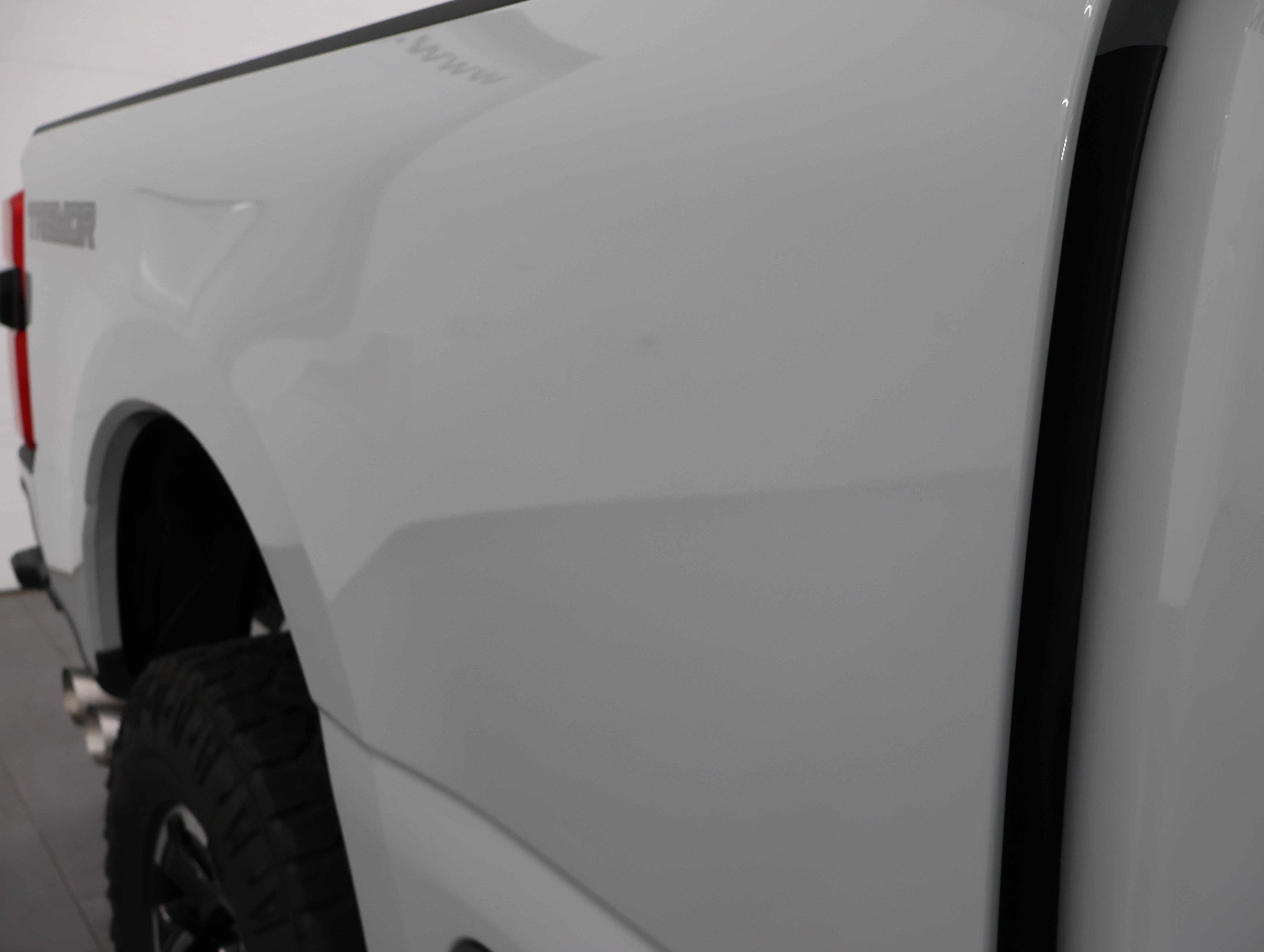 Used 2025 Ford F250 XLT w/ Black Appearance Package AWD/4WD image 30