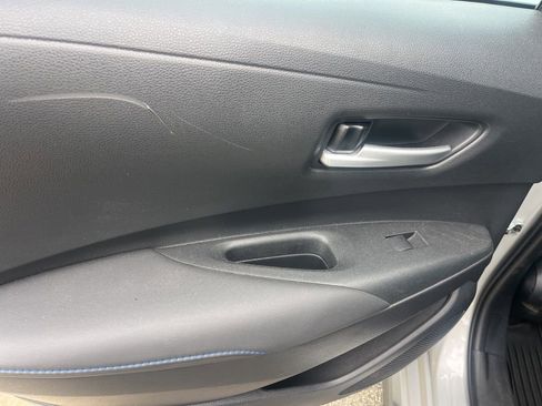 Used 2020 Toyota Corolla SE FWD image 26