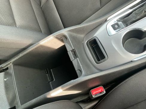 Used 2023 Chevrolet Malibu LT image 18