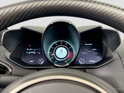 Used 2023 Aston Martin V12 Vantage Roadster RWD image 11