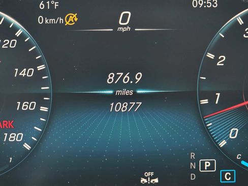 Used 2023 Mercedes-Benz GLC 43 AMG 4MATIC Coupe image 26