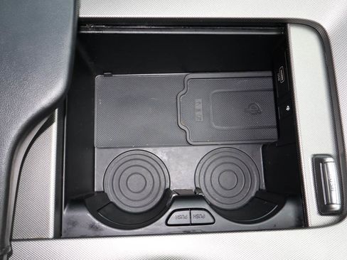 Used 2022 Hyundai Palisade Limited w/ Cargo Package image 31