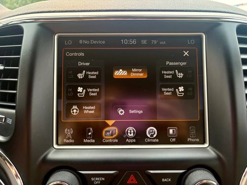 Used 2014 Jeep Grand Cherokee Limited w/ Luxury Group II AWD/4WD image 37