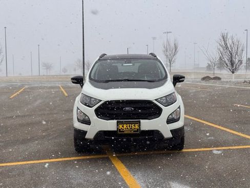 Used 2020 Ford EcoSport SES w/ SES Black Appearance Package image 34