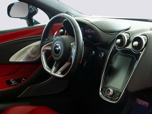 Used 2023 McLaren GT image 30