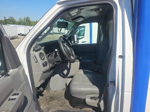 Used 2023 Ford E-350 and Econoline 350 Super Duty w/ Power Windows & Locks Group RWD image 5