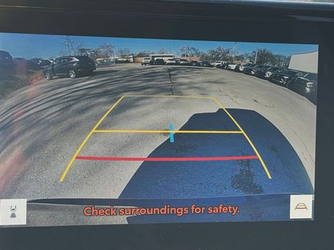 Used 2025 Toyota RAV4 XLE image 17