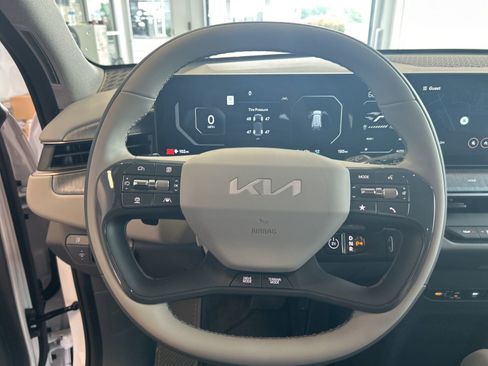 New 2026 Kia EV9 Wind image 27