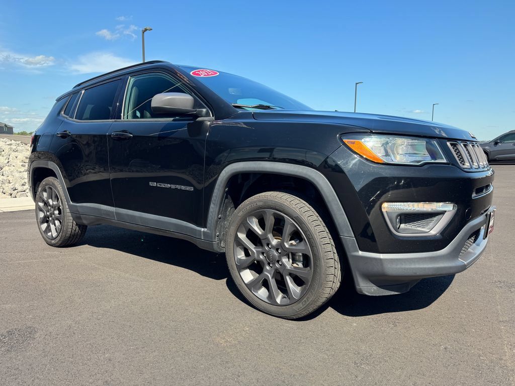 Used 2021 Jeep Compass Latitude AWD/4WD image 3