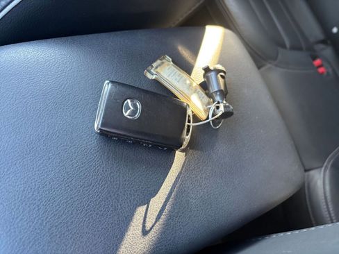 Used 2025 MAZDA CX-5 AWD 2.5 S w/ Preferred Package image 22