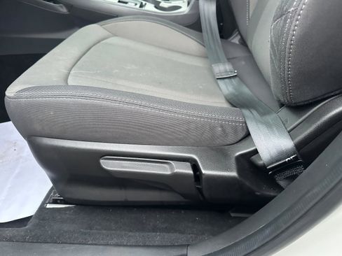 Used 2024 Subaru Crosstrek 2.0i image 25