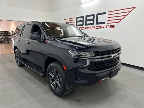 Used 2021 Chevrolet Tahoe Z71 w/ Luxury Package AWD/4WD image 1