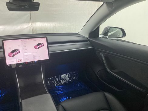 Used 2018 Tesla Model 3 Long Range image 27