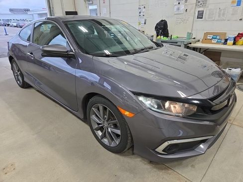 Used 2019 Honda Civic EX image 4