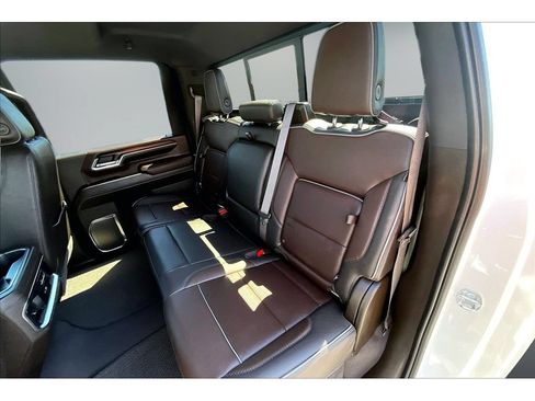 Used 2024 GMC Sierra 2500 Denali w/ Denali Reserve Package AWD/4WD image 20