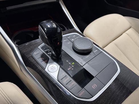 Used 2022 BMW 330i w/ M Sport Package image 21