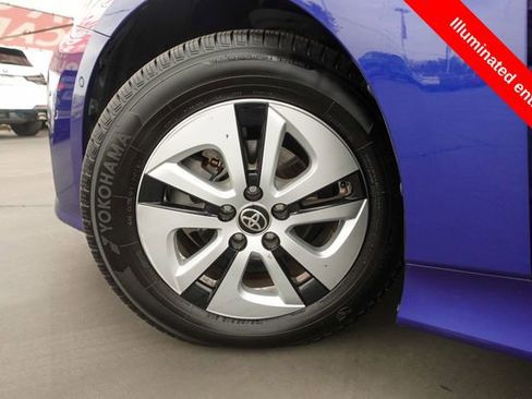 Certified 2017 Toyota Prius Two image 12