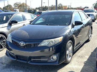 Used 2014 Toyota Camry SE video 2