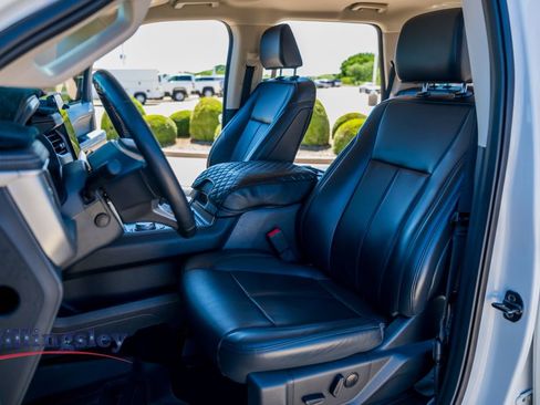 Certified 2023 Ford Expedition XLT AWD/4WD image 10