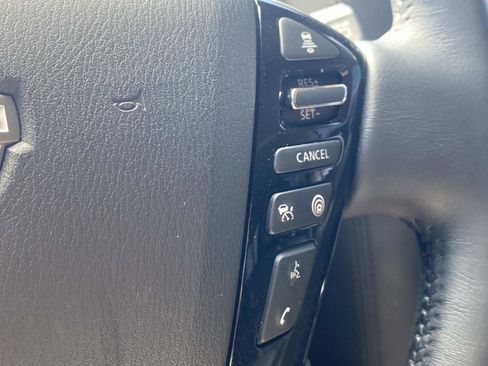 Used 2024 Nissan Armada SL w/ Captain's Chairs Package image 29