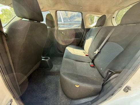 Used 2017 Nissan Versa Note SV image 7