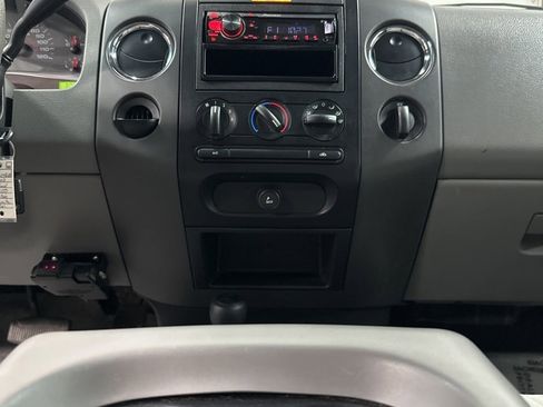 Used 2007 Ford F150 XLT image 25