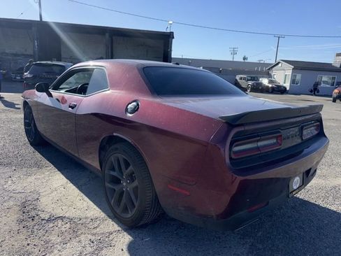 Used 2020 Dodge Challenger SXT w/ Blacktop Package image 7