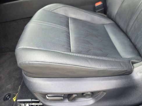 Used 2025 Toyota Camry XSE image 21