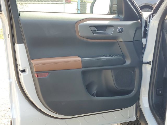 New 2026 Ford Bronco Sport Outer Banks w/ Sasquatch Outer Banks Package AWD/4WD image 10
