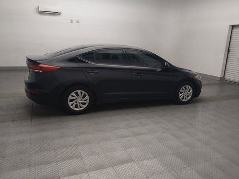 Used 2018 Hyundai Elantra SE FWD image 10