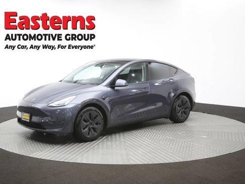 Used 2022 Tesla Model Y Long Range AWD/4WD image 51
