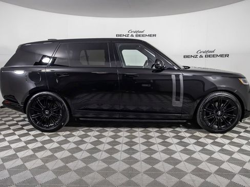 Used 2024 Land Rover Range Rover Long Wheelbase SE AWD/4WD image 3