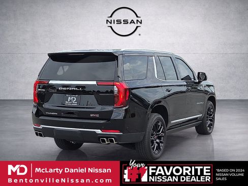 Used 2026 GMC Yukon Denali w/ Sun & Power Step Package AWD/4WD image 5