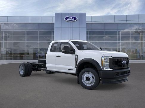 New 2026 Ford F550 4x4 SuperCab Super Duty image 9